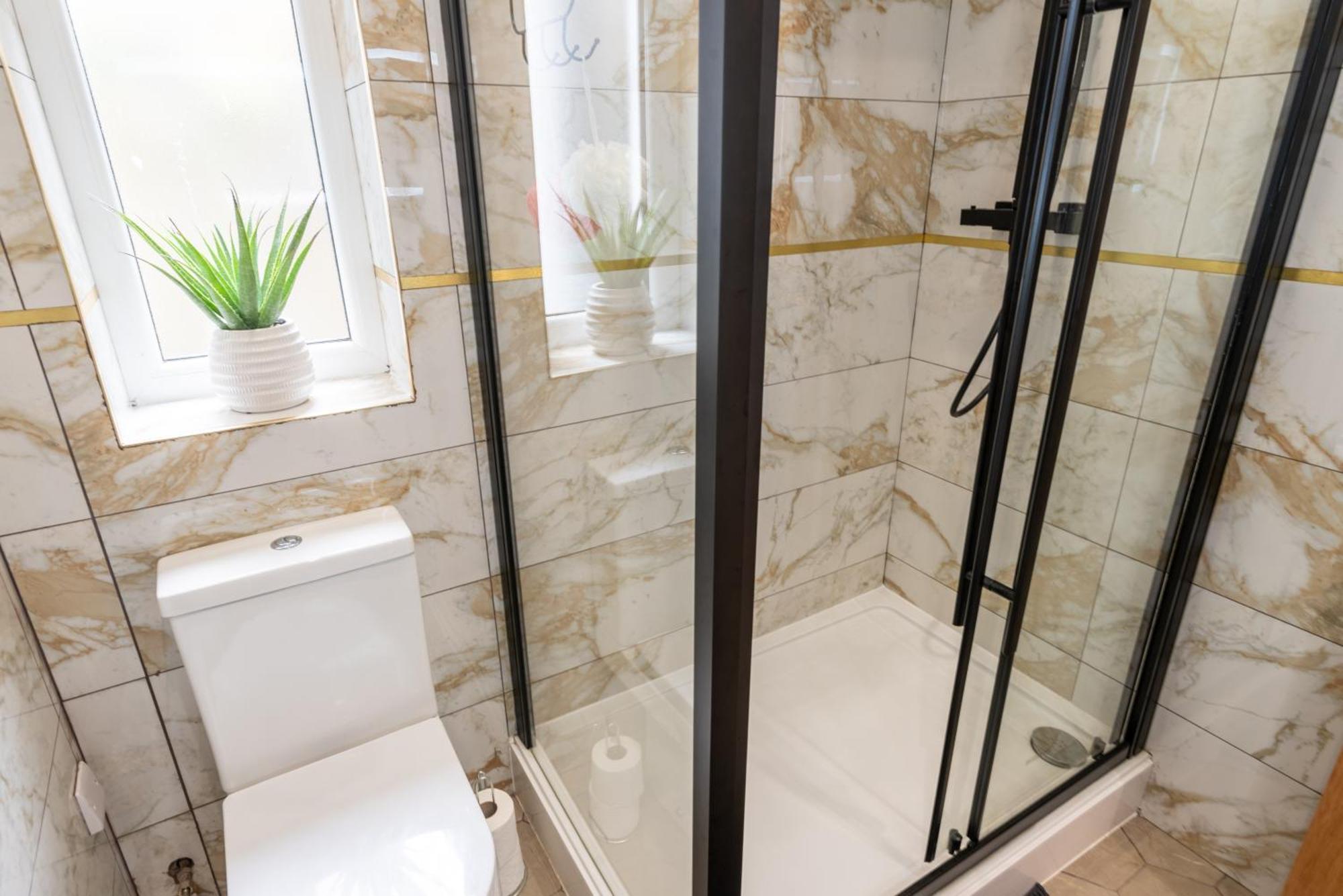 Luxury Apartments In Cardiff City Centre Extérieur photo
