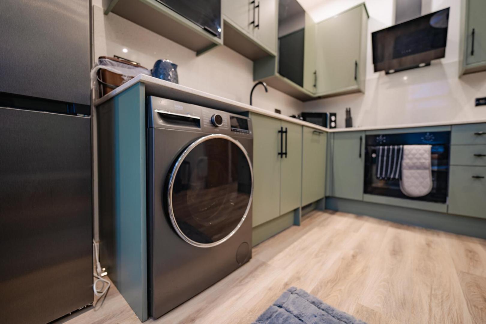 Luxury Apartments In Cardiff City Centre Extérieur photo